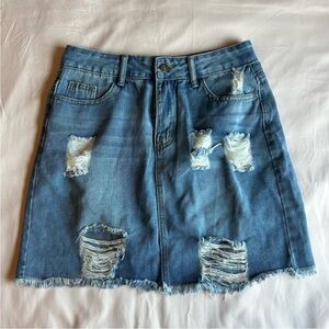 SHEIN Distressed Denim Skirt – Size 26in